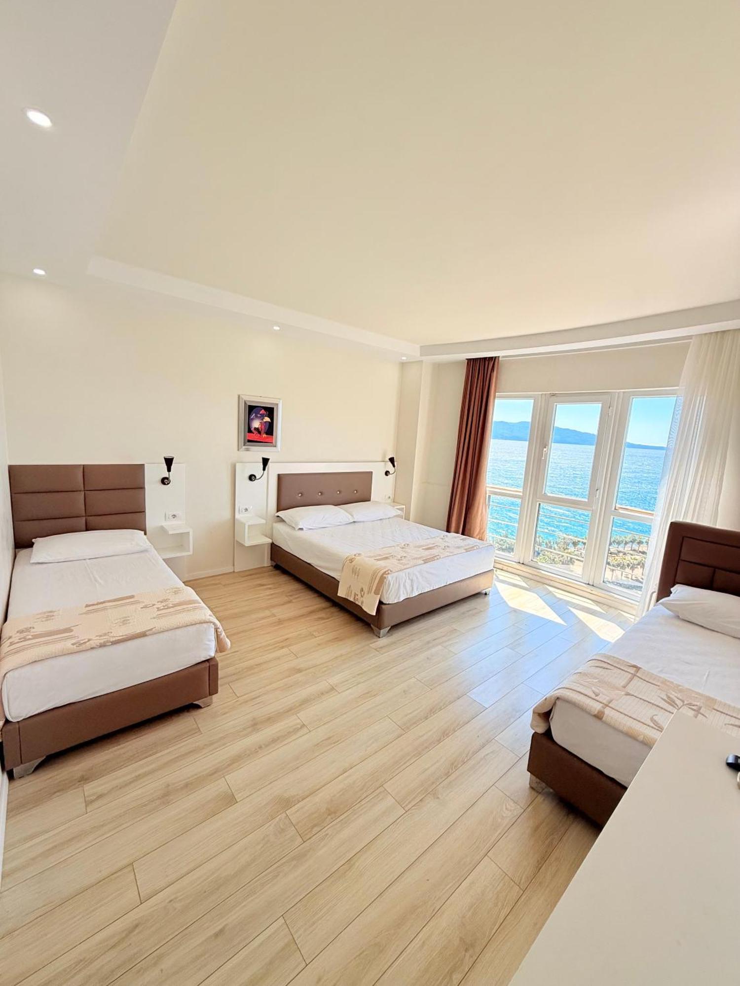 Helia Seaside Hotel Sarandë Exteriér fotografie