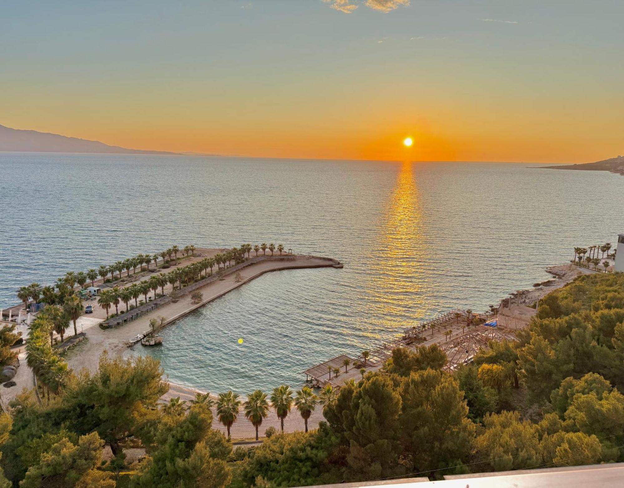 Helia Seaside Hotel Sarandë Exteriér fotografie