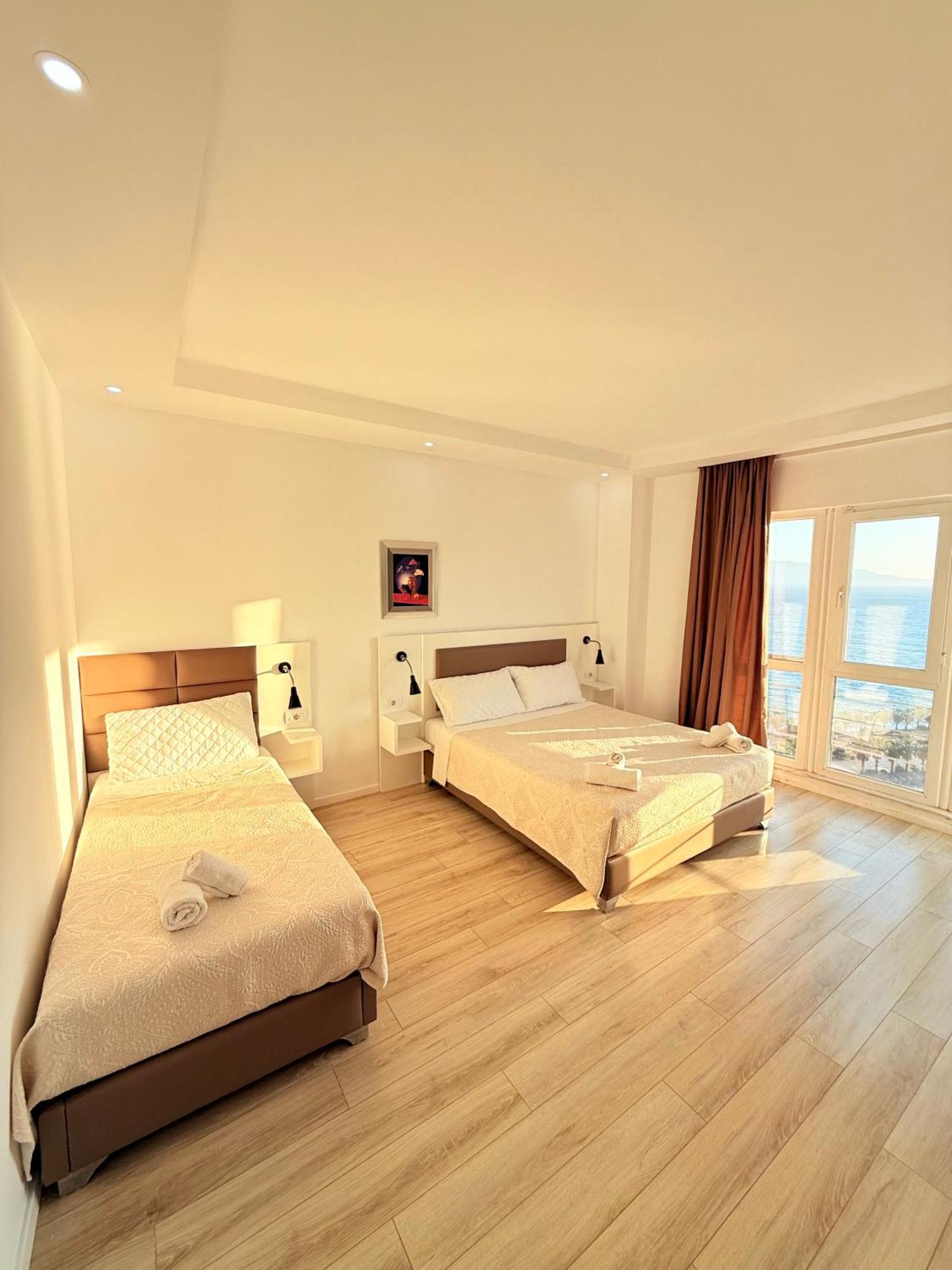 Helia Seaside Hotel Sarandë Exteriér fotografie