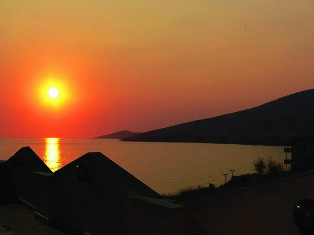 Helia Seaside Hotel Sarandë Exteriér fotografie