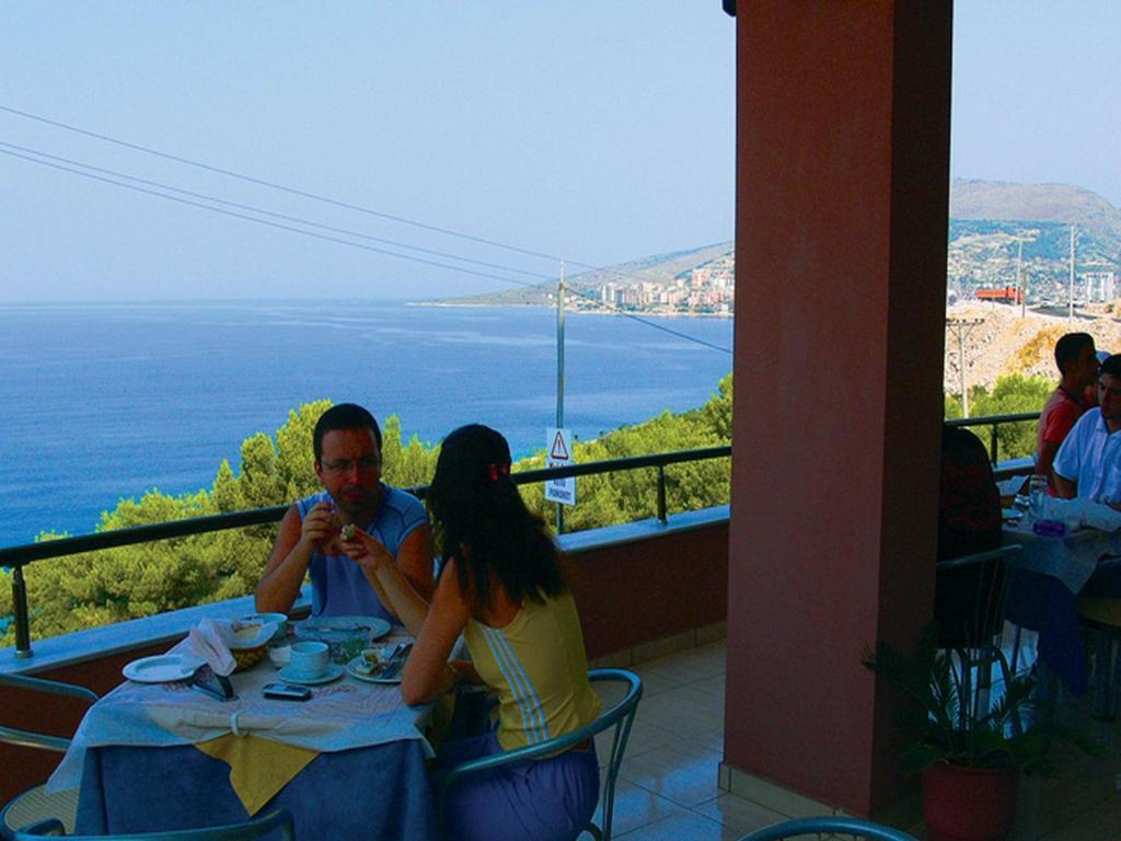 Helia Seaside Hotel Sarandë Exteriér fotografie
